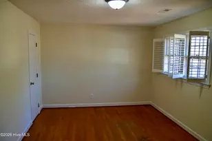 205 Pinewood Dr, Goldsboro, NC 27534 - Photo 8