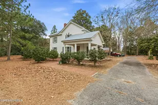 138 W Moore St, Candor, NC 27229 - Photo 36