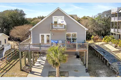 127 Eastview Drive, Emerald Isle, NC 28594 - Photo 4
