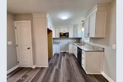 903 E Balsey Street, Clinton, NC 28328 - Photo 8