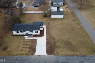 903 E Balsey St, Clinton, NC 28328 - Photo 24