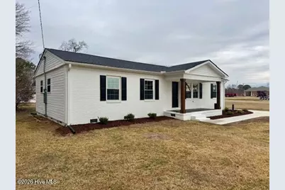 903 E Balsey Street, Clinton, NC 28328 - Photo 2