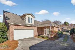 4310 Stratton Village Ln, Wilmington, NC 28409 - Photo 2