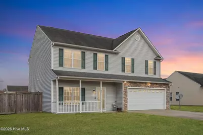 106 Dukes Lake Circle, Richlands, NC 28574 - Photo 1