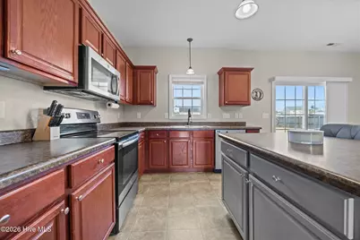 106 Dukes Lake Circle, Richlands, NC 28574 - Photo 10