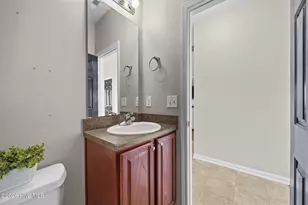 106 Dukes Lake Cir, Richlands, NC 28574 - Photo 14