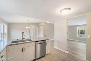529 Hubert Blvd, Hubert, NC 28539 - Photo 14