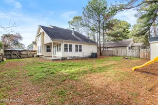 493 Hemlock Dr, Jacksonville, NC 28546 - Photo 32