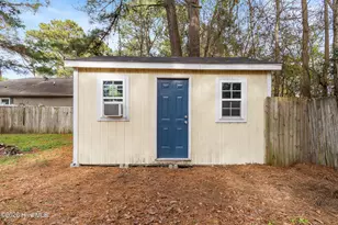 493 Hemlock Dr, Jacksonville, NC 28546 - Photo 34
