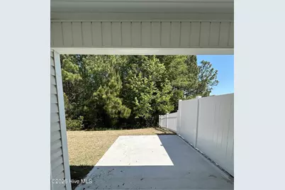806 Discovery Cove, Newport, NC 28570 - Photo 8