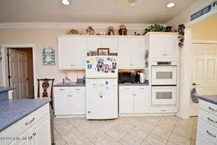 105 Alexandra Ct, Morehead City, NC 28557 - Photo 14