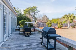 105 Alexandra Ct, Morehead City, NC 28557 - Photo 38