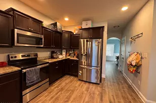 316 Old Snap Dragon Ct, Jacksonville, NC 28546 - Photo 6