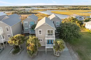 615 N New River Dr, Surf City, NC 28445 - Photo 2