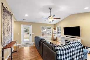 371 Pine Lake Rd, Southport, NC 28461 - Photo 4