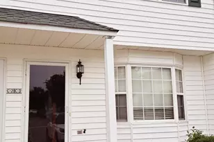 914 Spring Forest Rd, Greenville, NC 27834 - Photo 2