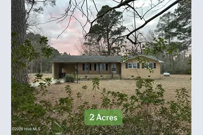 131 Pineway Street NE, Whiteville, NC 28472 - Photo 1