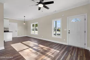 136 MacDonald Blvd, Havelock, NC 28532 - Photo 6