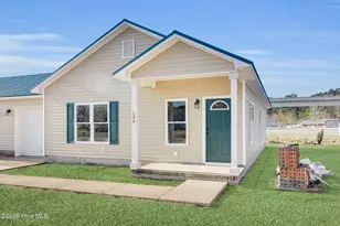 136 MacDonald Blvd, Havelock, NC 28532 - Photo 2