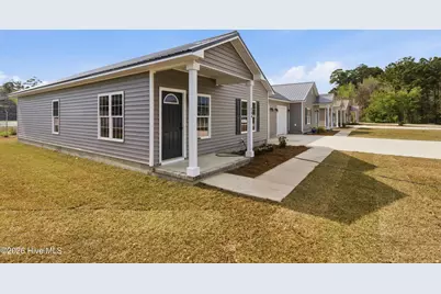 134 Macdonald Boulevard, Havelock, NC 28532 - Photo 2