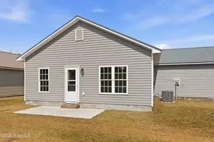 132 MacDonald Blvd, Havelock, NC 28532 - Photo 4
