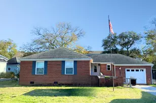 511 W St George St, Southport, NC 28461 - Photo 8