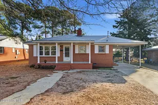 1104 Devereaux St, Goldsboro, NC 27530 - Photo 2