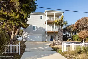 1704 Emerald Dr, Emerald Isle, NC 28594 - Photo 2