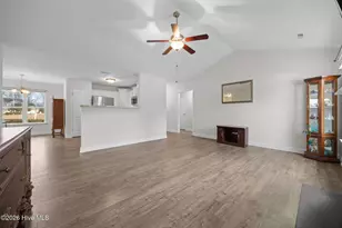 135 Waterford Way, Maysville, NC 28555 - Photo 6