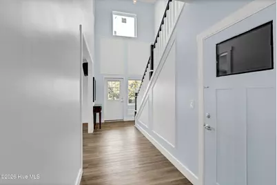 106 N Oak Drive, Surf City, NC 28445 - Photo 6