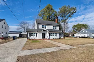 203 S Pender St, Fremont, NC 27830 - Photo 2