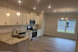 193 Seashore St, Grimesland, NC 27837 - Photo 6