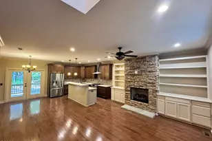 672 Willow Ln, Vass, NC 28394 - Photo 4