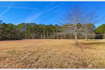 102 Mill Landing Point Road, Newport, NC 28570 - Photo 4