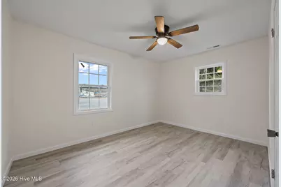 211 S Jackson Street, Beulaville, NC 28518 - Photo 22