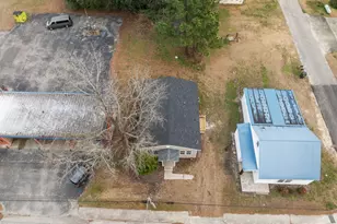 211 S Jackson St, Beulaville, NC 28518 - Photo 4