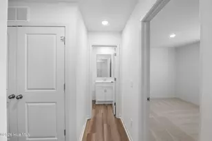 1014 Brooke Ridge Ln, Boiling Spring Lakes, NC 28461 - Photo 6