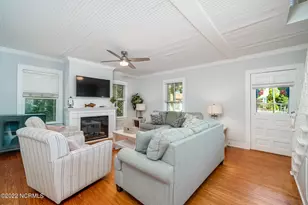 212 Broad St, Beaufort, NC 28516 - Photo 12