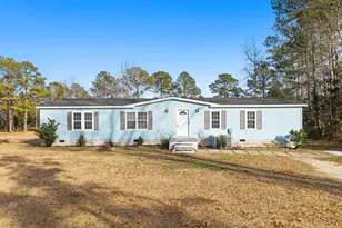 286 Edgewater Dr SW, Shallotte, NC 28470 - Photo 2