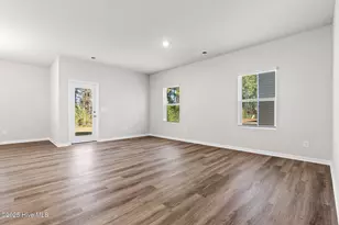 210 Kiera Ln NW, Supply, NC 28462 - Photo 4