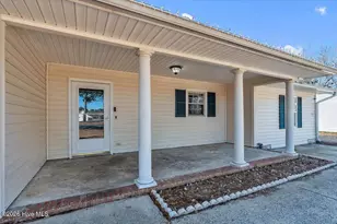 114 Education Ln, Havelock, NC 28532 - Photo 2