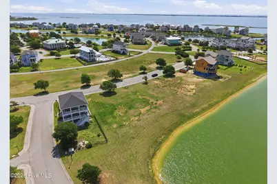 847 Cannonsgate Drive, Newport, NC 28570 - Photo 4