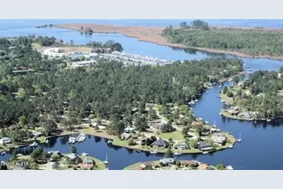 802 Black Swan Road, New Bern, NC 28560 - Photo 56