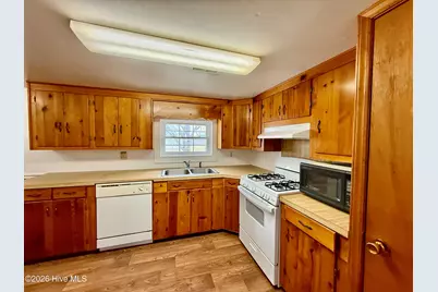 4549 Loop Road, Scranton, NC 27875 - Photo 8