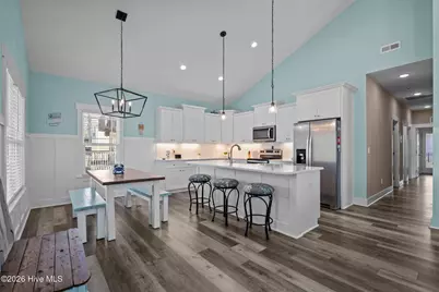 134 NE 5th Street, Oak Island, NC 28465 - Photo 4