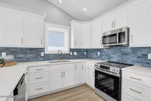 1213 N Shore Dr, Surf City, NC 28445 - Photo 10