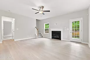 298 Rough Rdg Trl, Aberdeen, NC 28315 - Photo 28