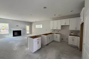 298 Rough Rdg Trl, Aberdeen, NC 28315 - Photo 8