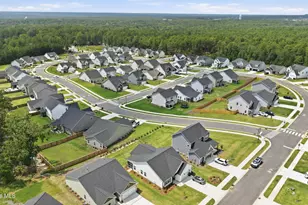 298 Rough Rdg Trl, Aberdeen, NC 28315 - Photo 12