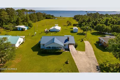 2604 Cedar Island Road, Cedar Island, NC 28520 - Photo 2